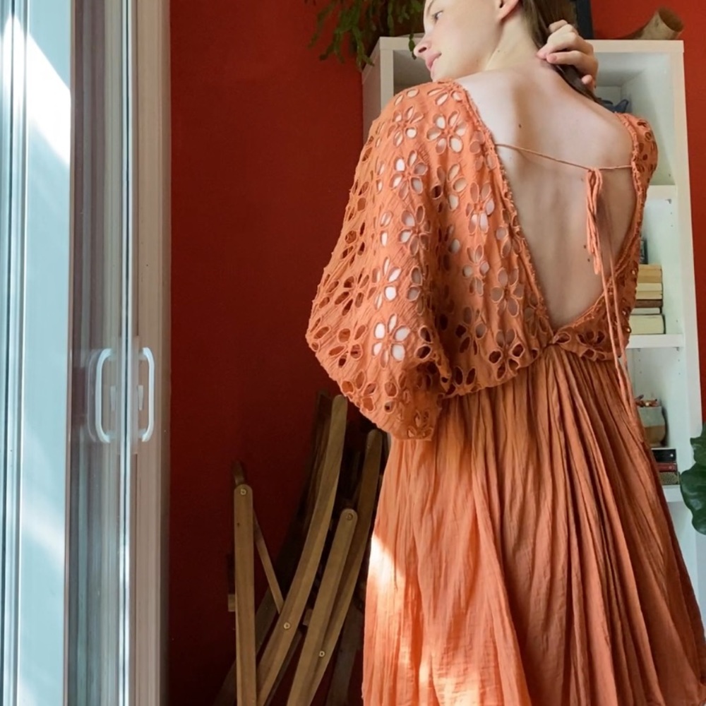 {SOLD} Free People Puffed Sleeve Dress